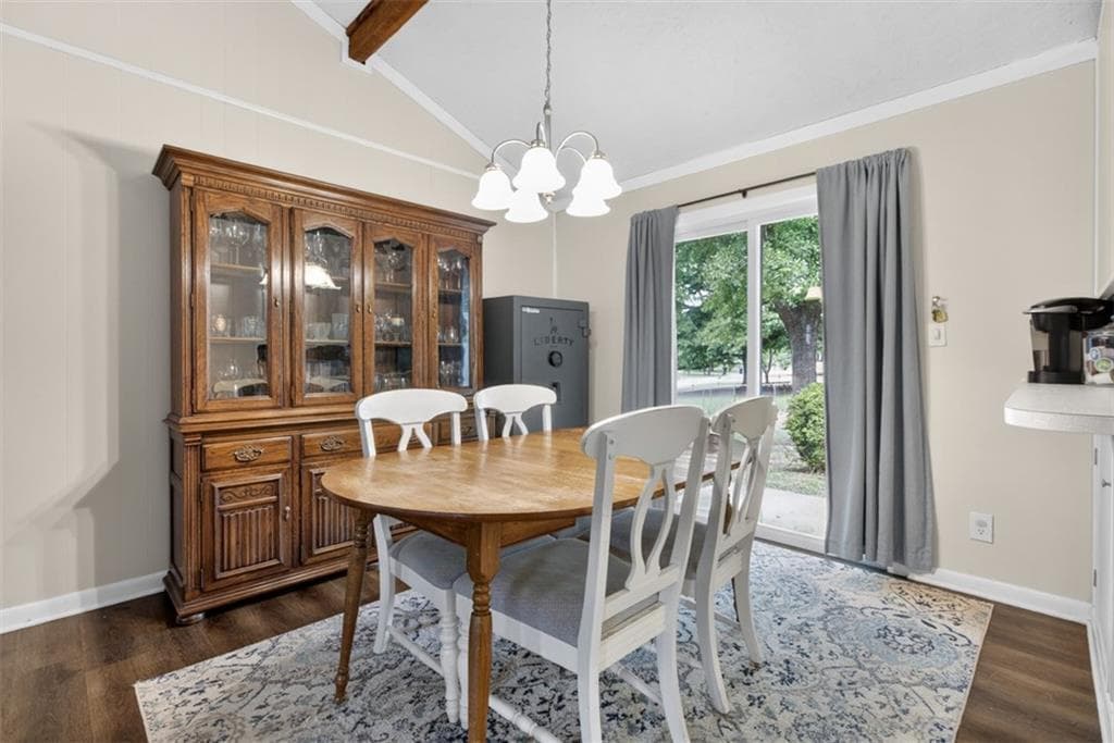 3 bedroom, 2 bathroom, 1,333 sq ft single family residence for sale at 1783 Riverridge Drive, Conyers, GA 30012 — photo 9