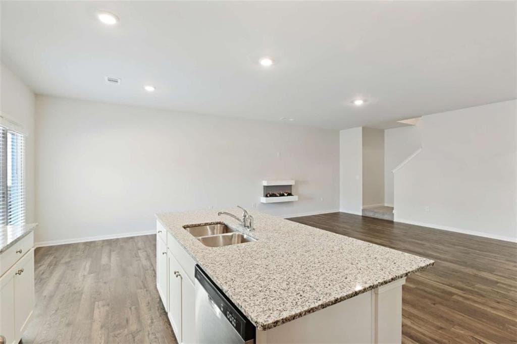4 bedroom, 3 bathroom, 1,877 sq ft townhouse for rent at 17 Rustin Ridge, Dahlonega, GA 30533 for $2,600 a month — photo 8
