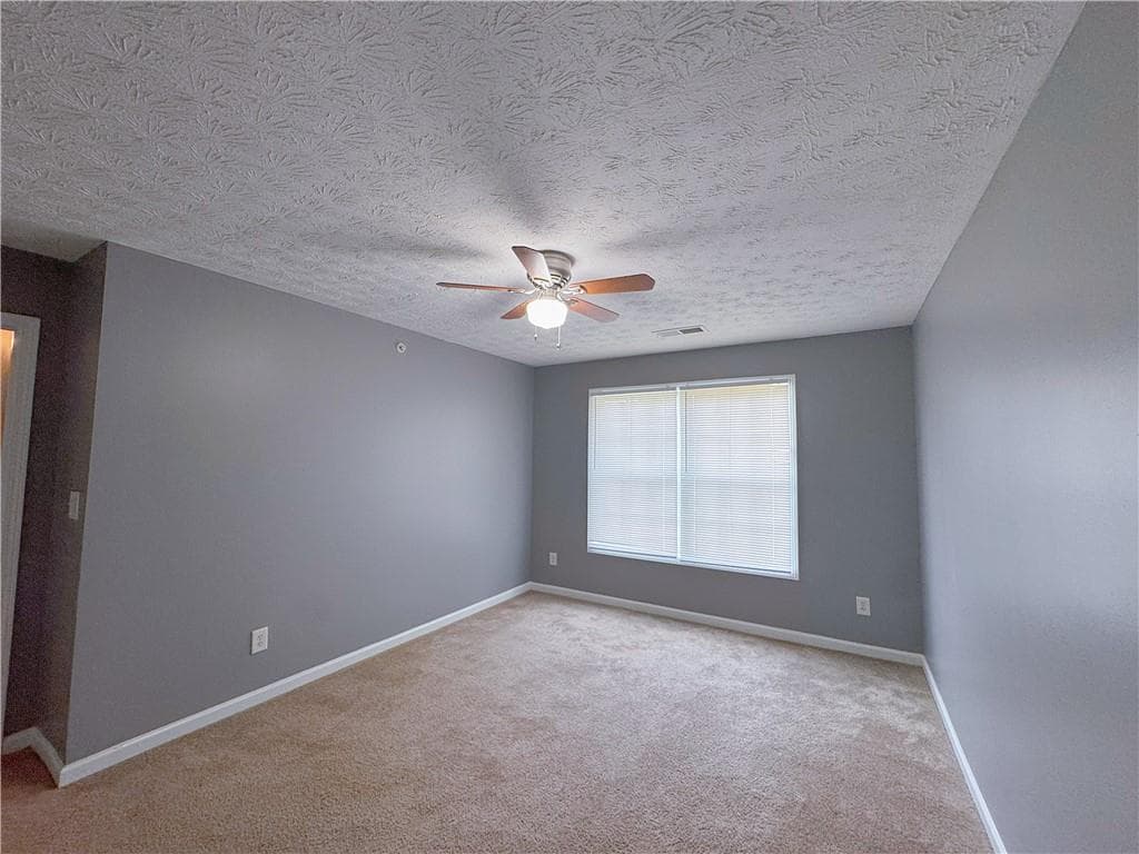3 bedroom, 2 bathroom, 1,344 sq ft townhouse for sale at 1430 Eastmont Drive, Conyers, GA 30012 — photo 6