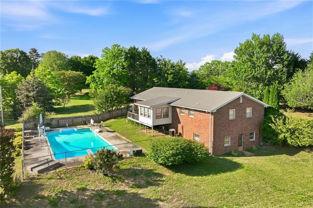 2 bedroom, 2 bathroom, 1,665 sq ft single family residence for sale at 4711 Mount Vernon Road, Gainesville, GA 30506 — photo 10