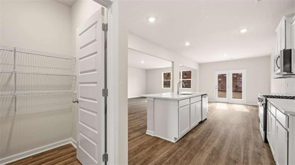 5 bedroom, 3 bathroom, 3,227 sq ft single family residence for sale at 2261 Edgecombe, Dacula, GA 30019 — photo 5