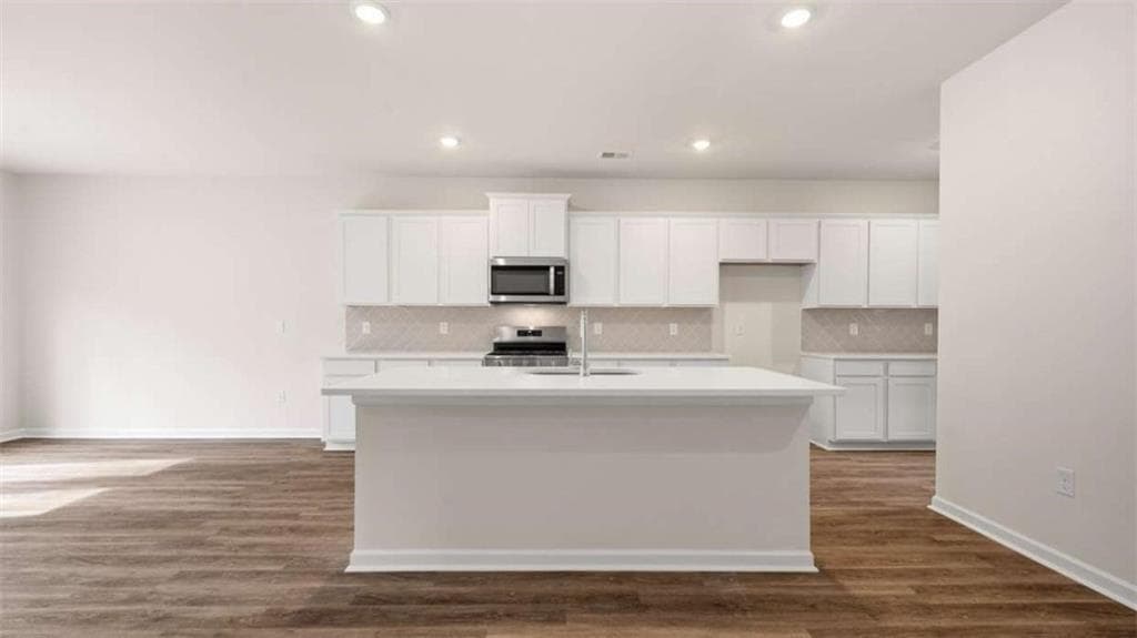 5 bedroom, 3 bathroom, 3,227 sq ft single family residence for sale at 2261 Edgecombe, Dacula, GA 30019 — photo 10