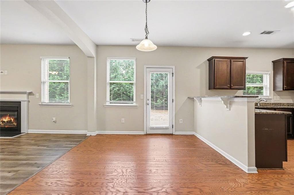 4 bedroom, 3 bathroom, 2,380 sq ft single family residence for sale at 4546 Rainier Way, Acworth, GA 30101 — photo 8