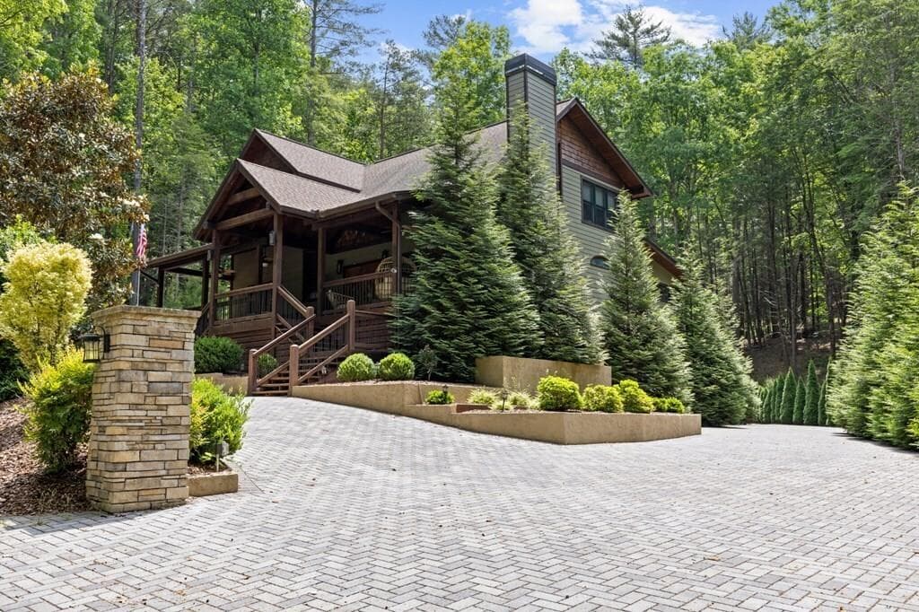 4 bedroom, 4 bathroom, 3,962 sq ft single family residence for sale at 91 River Road, Cherry Log, GA 30522 — photo 3