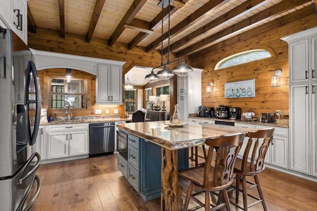 4 bedroom, 4 bathroom, 3,962 sq ft single family residence for sale at 91 River Road, Cherry Log, GA 30522 — photo 9