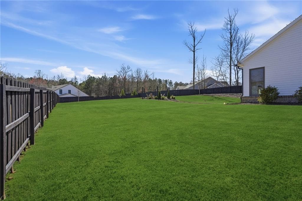 3 bedroom, 3 bathroom, 2,599 sq ft single family residence for sale at 6535 Serene Way, Dawsonville, GA 30534 — photo 4