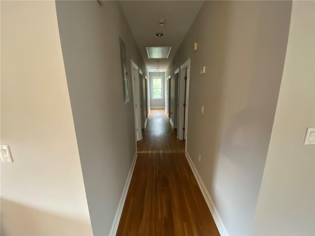 1 bedroom, 1 bathroom, 3,672 sq ft duplex for rent at 528 Rankin Street B, Atlanta, GA 30308 for $900 a month — photo 5