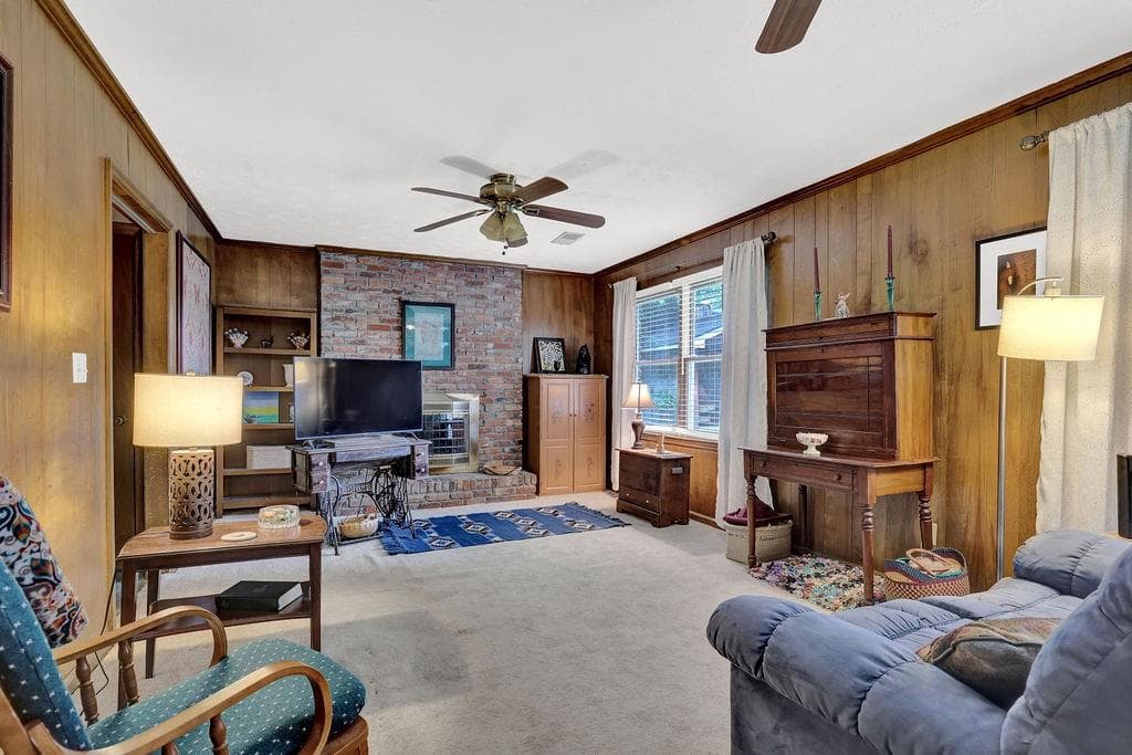 4 bedroom, 3 bathroom, 2,080 sq ft single family residence for sale at 4916 Oak Grove Drive, Buford, GA 30518 — photo 3