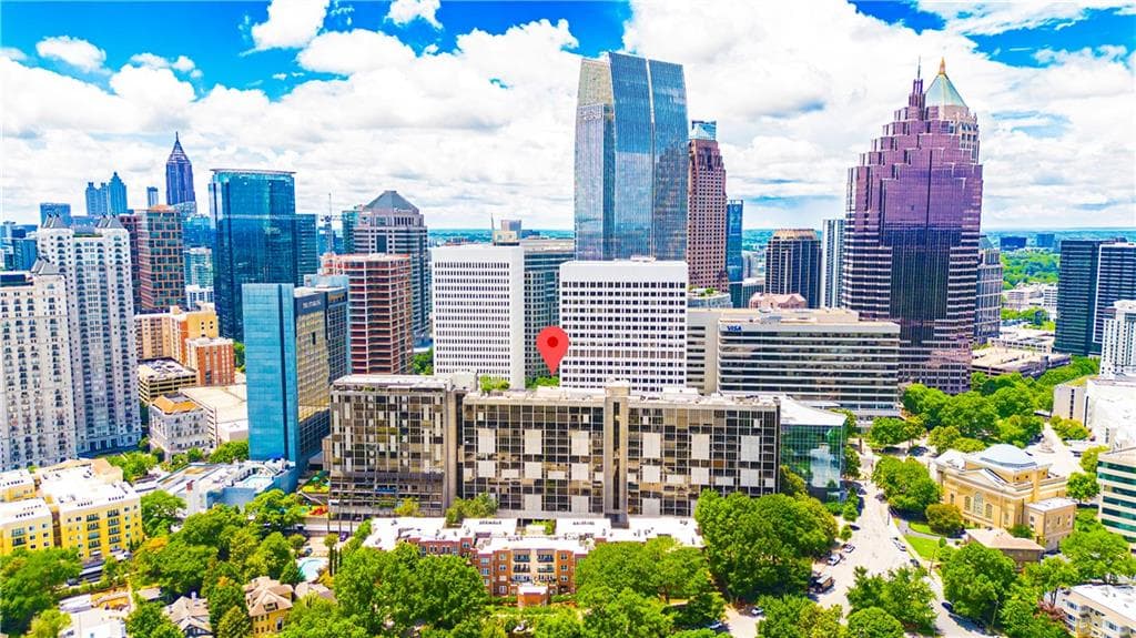 1 bedroom, 1 bathroom, 862 sq ft condominium for sale at 145 15th Street 1402, Atlanta, GA 30309