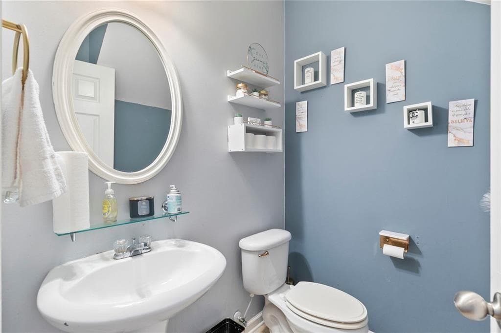 2 bedroom, 3 bathroom, 1,590 sq ft townhouse for sale at 2555 Flat Shoals Road 1604, Atlanta, GA 30127 — photo 6