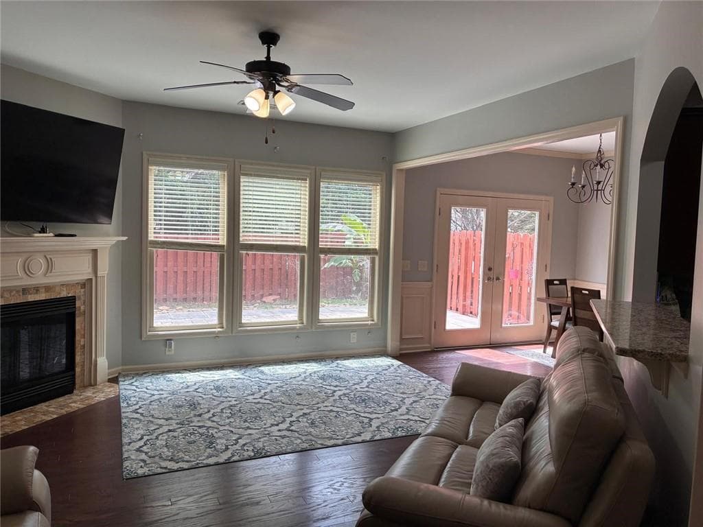 3 bedroom, 3 bathroom, 1,872 sq ft townhouse under contract at 615 Township Circle, Alpharetta, GA 30004 — photo 4
