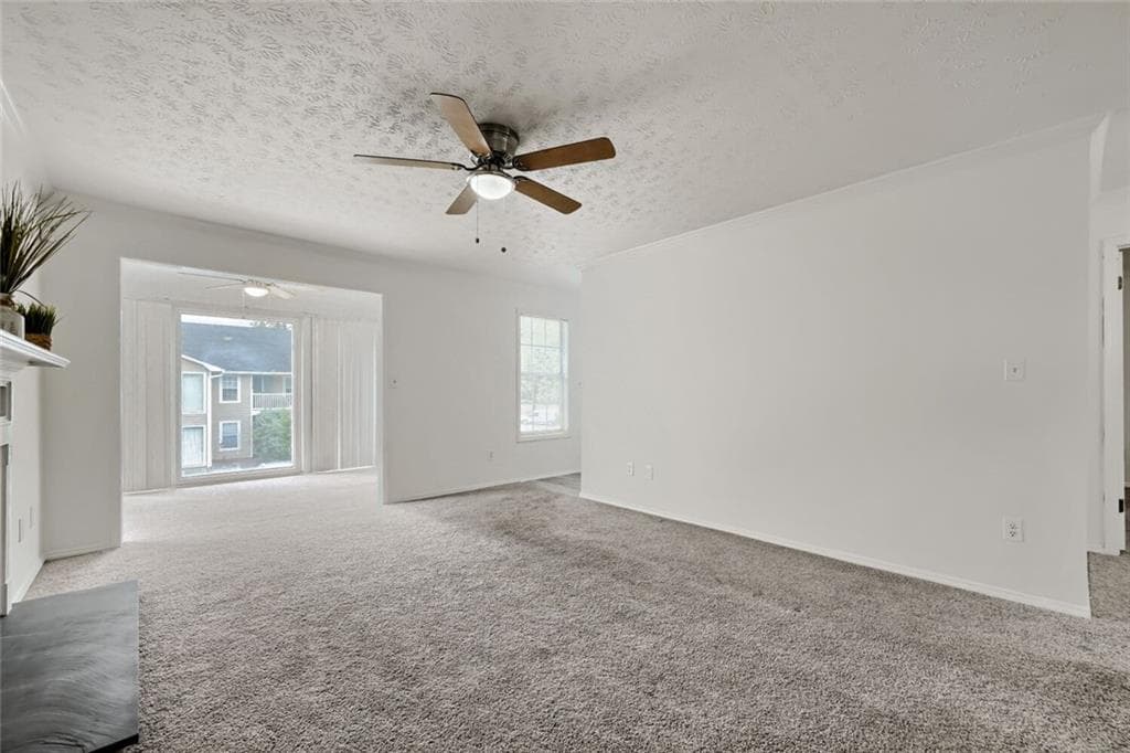 2 bedroom, 2 bathroom, 1,244 sq ft condominium under contract at 905 Augusta Drive, Marietta, GA 30067 — photo 5