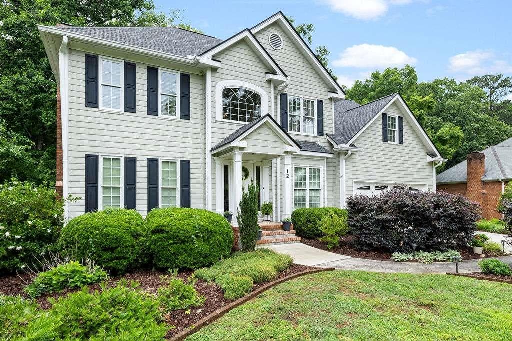 5 bedroom, 3 bathroom, 3,504 sq ft single family residence for sale at 12 Coventry Drive, Rome, GA 30161 — photo 2