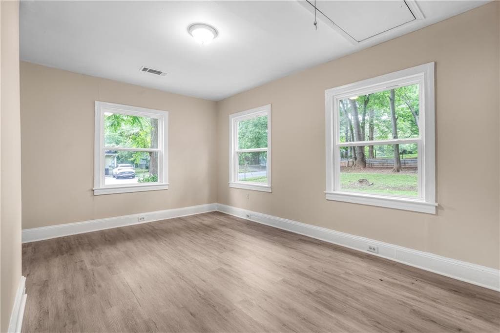 3 bedroom, 1 bathroom, 1,160 sq ft single family residence for sale at 1826 E Farris Avenue, Atlanta, GA 30344 — photo 10