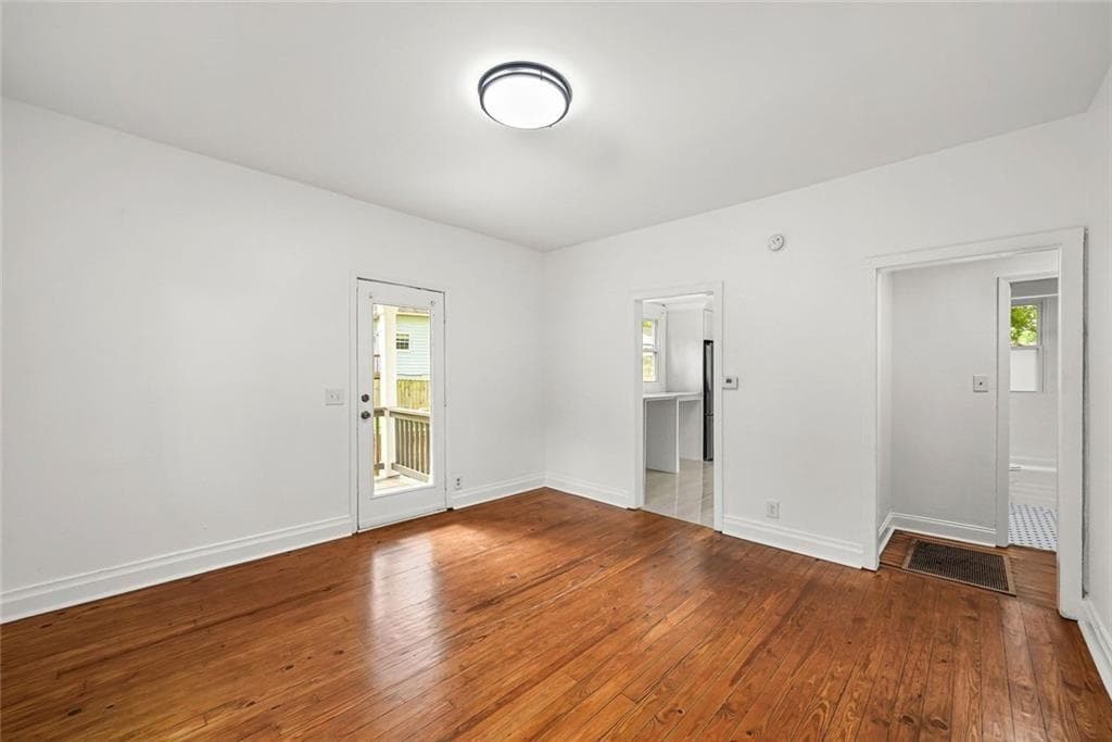 2 bedroom, 1 bathroom, 728 sq ft single family residence for sale at 709 Francis Avenue, Atlanta, GA 30312 — photo 8