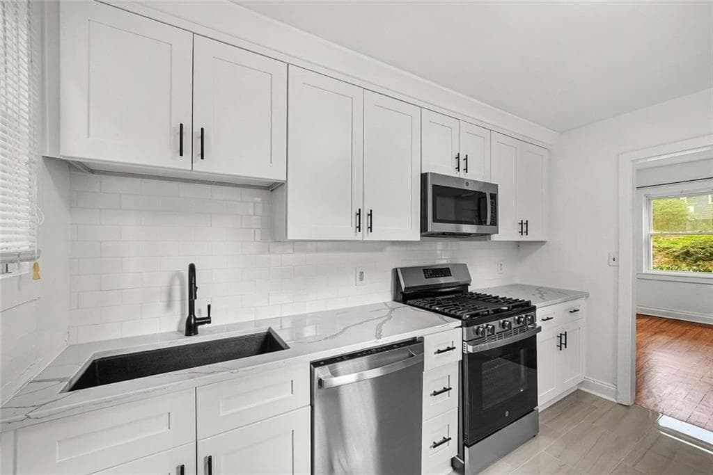 2 bedroom, 1 bathroom, 728 sq ft single family residence for sale at 709 Francis Avenue, Atlanta, GA 30312 — photo 10