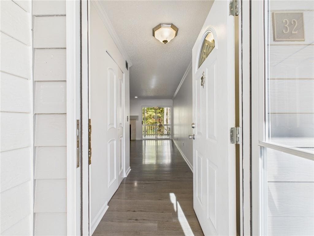 2 bedroom, 2 bathroom, 1,282 sq ft condominium for sale at 32 Rumson Court, Smyrna, GA 30080 — photo 3