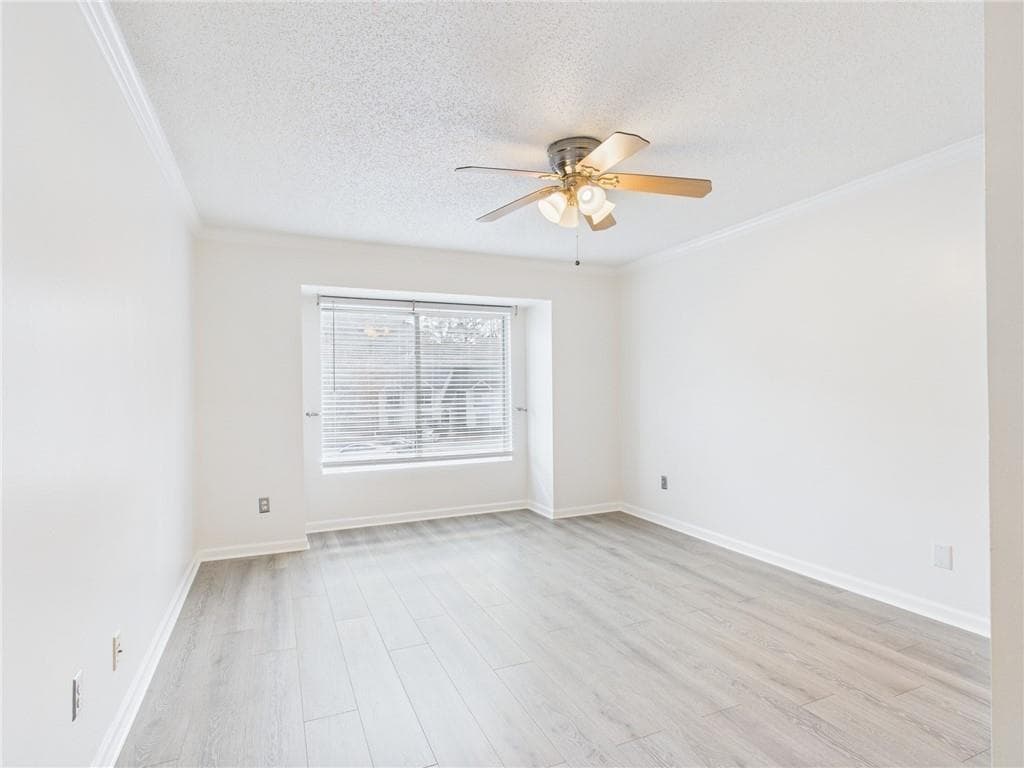 2 bedroom, 2 bathroom, 1,282 sq ft condominium for sale at 32 Rumson Court, Smyrna, GA 30080 — photo 9