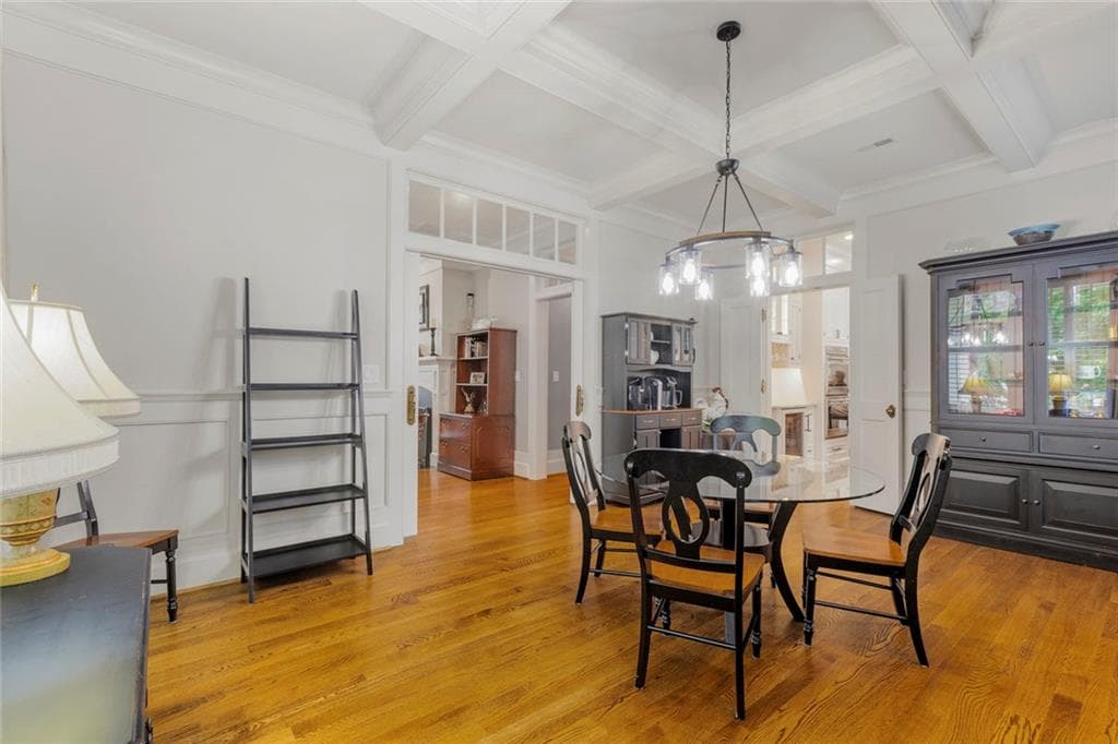 3 bedroom, 4 bathroom, 2,688 sq ft single family residence under contract at 1982 Rugby Avenue, Atlanta, GA 30337 — photo 10