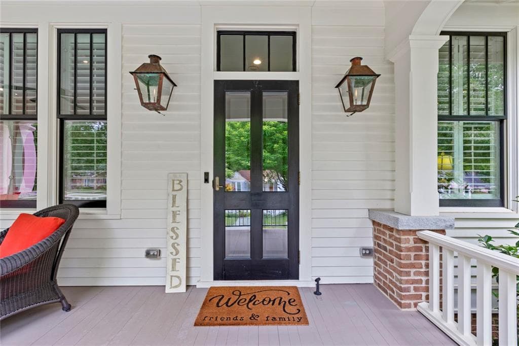3 bedroom, 4 bathroom, 2,688 sq ft single family residence under contract at 1982 Rugby Avenue, Atlanta, GA 30337 — photo 4