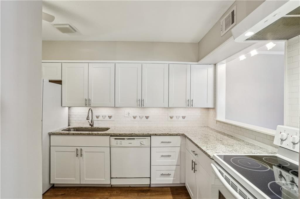 2 bedroom, 2 bathroom, 1,029 sq ft condominium for rent at 3091 Colonial Way F-2, Atlanta, GA 30341 for $1,500 a month — photo 6