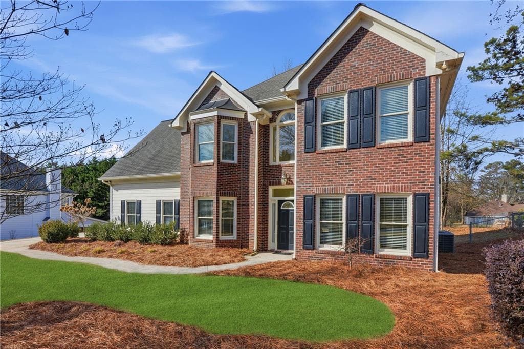 4 bedroom, 3 bathroom, 2,304 sq ft single family residence for sale at 2650 Cobblestone Drive, Cumming, GA 30041 — photo 3