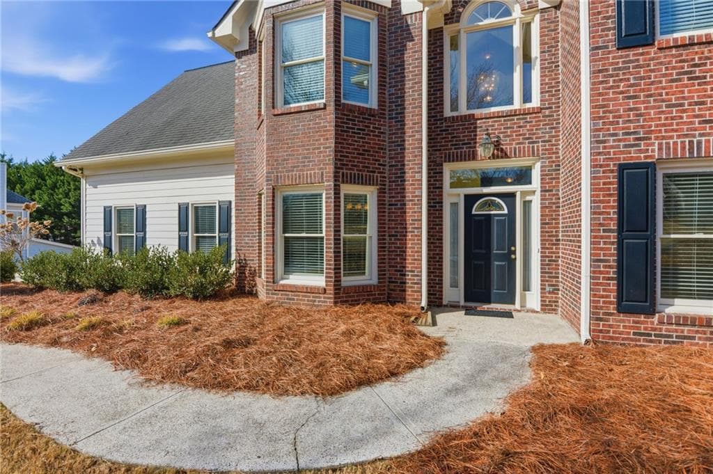 4 bedroom, 3 bathroom, 2,304 sq ft single family residence for sale at 2650 Cobblestone Drive, Cumming, GA 30041 — photo 4