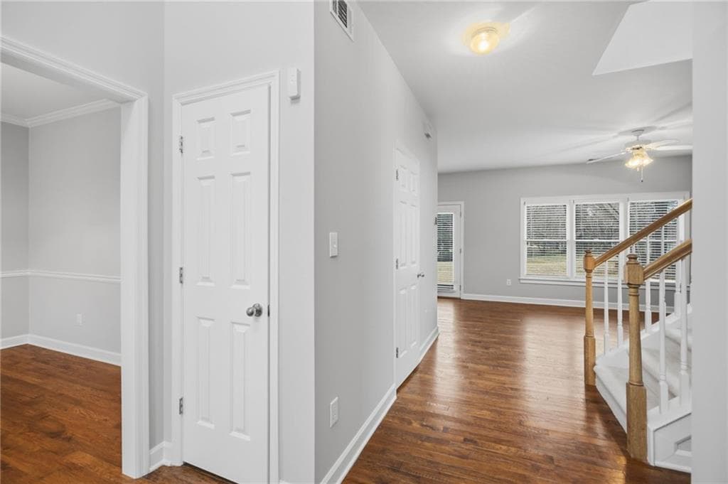 4 bedroom, 3 bathroom, 2,304 sq ft single family residence for sale at 2650 Cobblestone Drive, Cumming, GA 30041 — photo 6