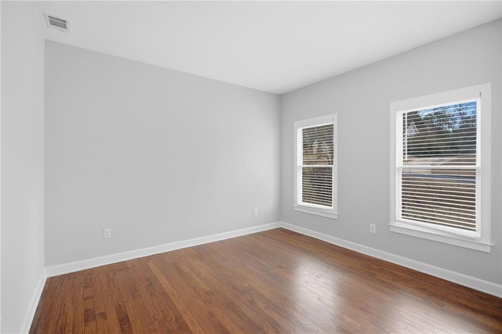 4 bedroom, 3 bathroom, 2,304 sq ft single family residence for sale at 2650 Cobblestone Drive, Cumming, GA 30041 — photo 7