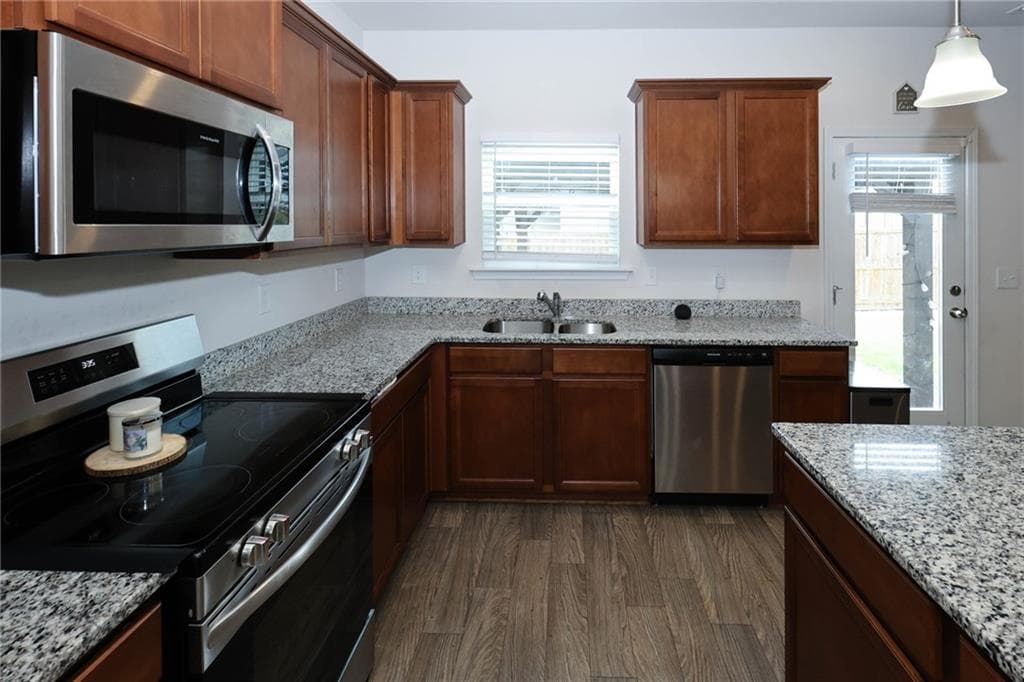 4 bedroom, 3 bathroom, 2,404 sq ft single family residence for sale at 1229 Lyndhurst Lane, Bethlehem, GA 30620 — photo 8