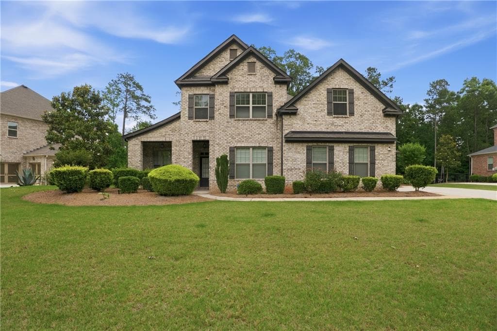 4 bedroom, 4 bathroom, 3,702 sq ft single family residence under contract at 7112 Treveno Place, Locust Grove, GA 30248