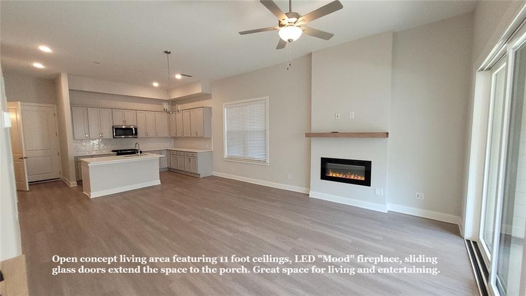 3 bedroom, 3 bathroom, 1,954 sq ft townhouse under contract at 698 Stickley Oak Way, Woodstock, GA 30189 — photo 8