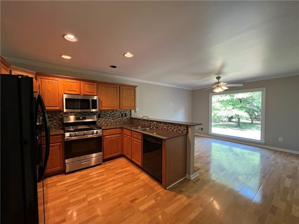 3 bedroom, 2 bathroom, 1,932 sq ft single family residence under contract at 1199 Olde Bridge Drive, Dallas, GA 30157 — photo 10
