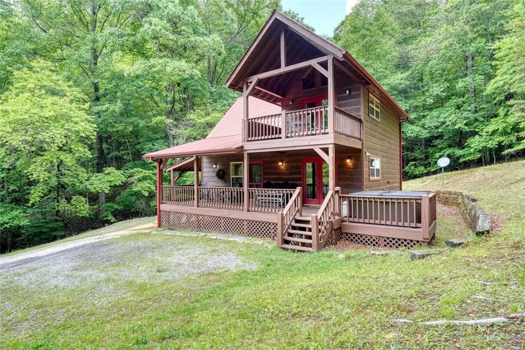 2 bedroom, 2 bathroom, 1,170 sq ft single family residence for sale at 1564 Black Ankle Creek Road, Cherry Log, GA 30522