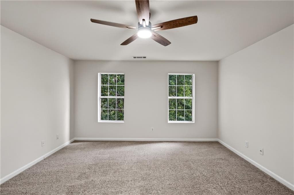 4 bedroom, 3 bathroom, 3,461 sq ft single family residence under contract at 3825 Cedar Trace Lane, Ellenwood, GA 30294 — photo 4