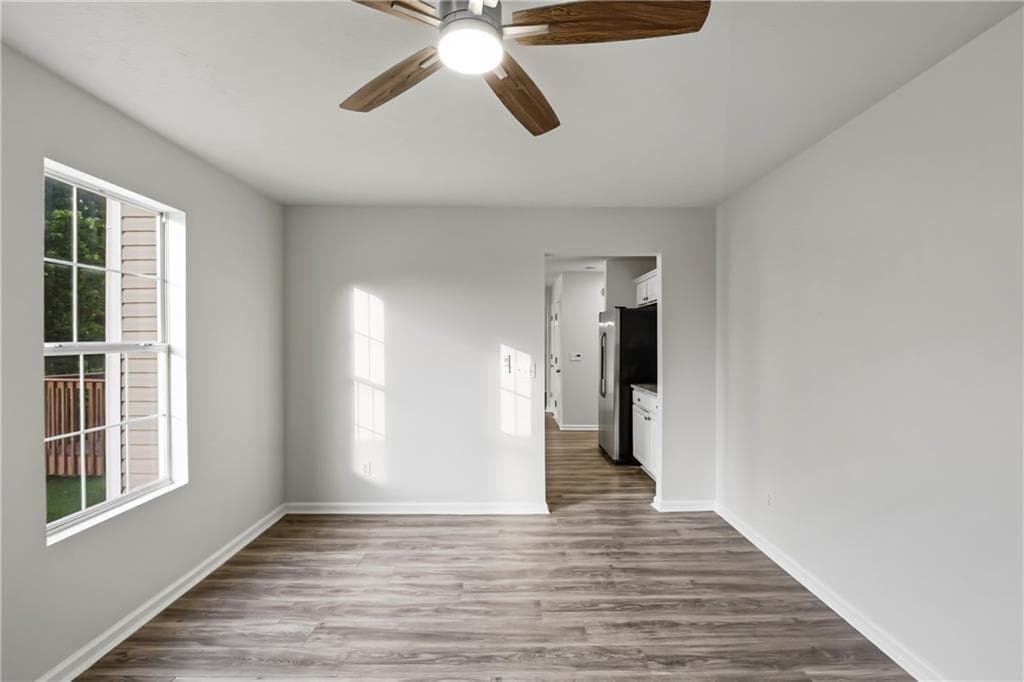 4 bedroom, 3 bathroom, 3,461 sq ft single family residence under contract at 3825 Cedar Trace Lane, Ellenwood, GA 30294 — photo 10