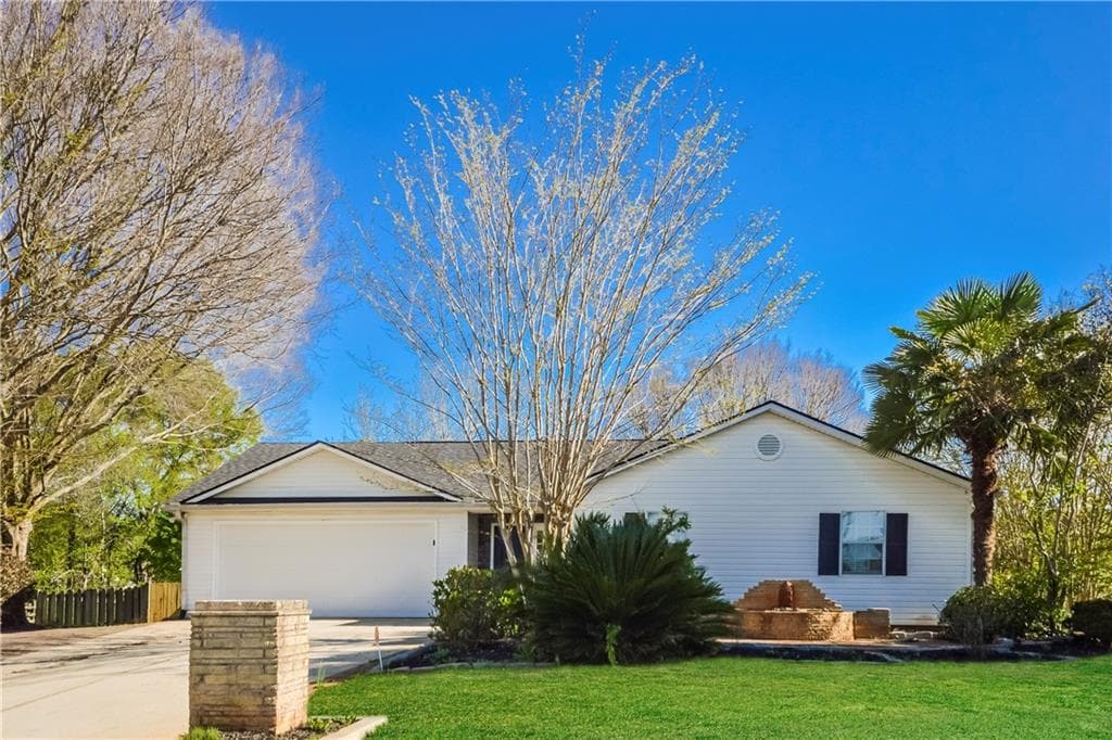 3 bedroom, 2 bathroom, 1,398 sq ft single family residence for rent at 300 Claremont Drive, Covington, GA 30016 for $1,685 a month — photo 1 of 14