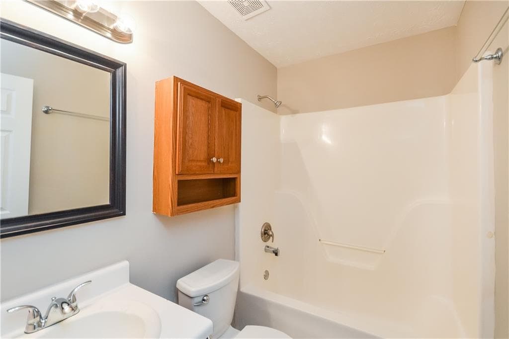 3 bedroom, 2 bathroom, 1,398 sq ft single family residence for rent at 300 Claremont Drive, Covington, GA 30016 for $1,685 a month — photo 7