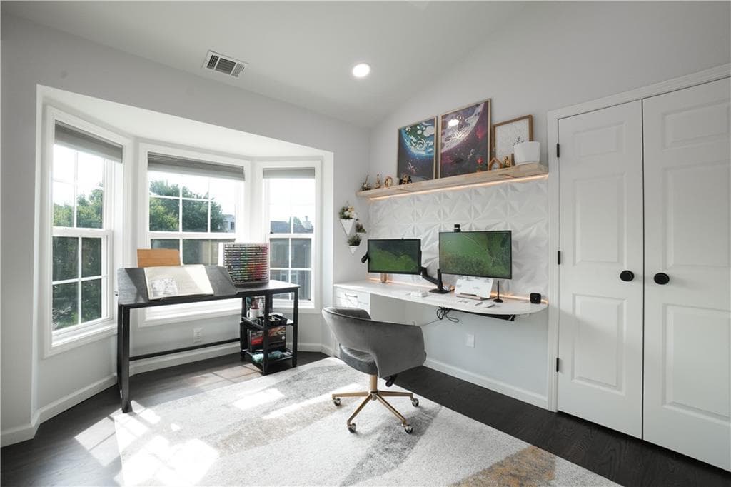 3 bedroom, 4 bathroom, 1,698 sq ft townhouse for sale at 2164 Mill Garden Run, Buford, GA 30519 — photo 4