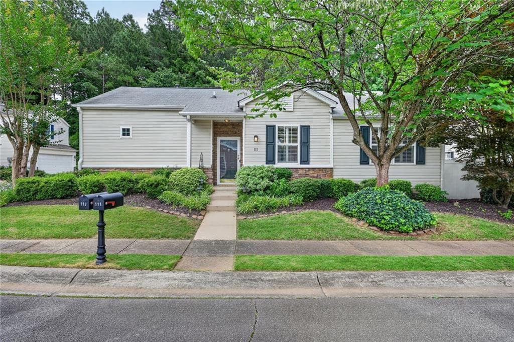 111 W Oaks Court, Woodstock, GA 30188 — most recent listing photo