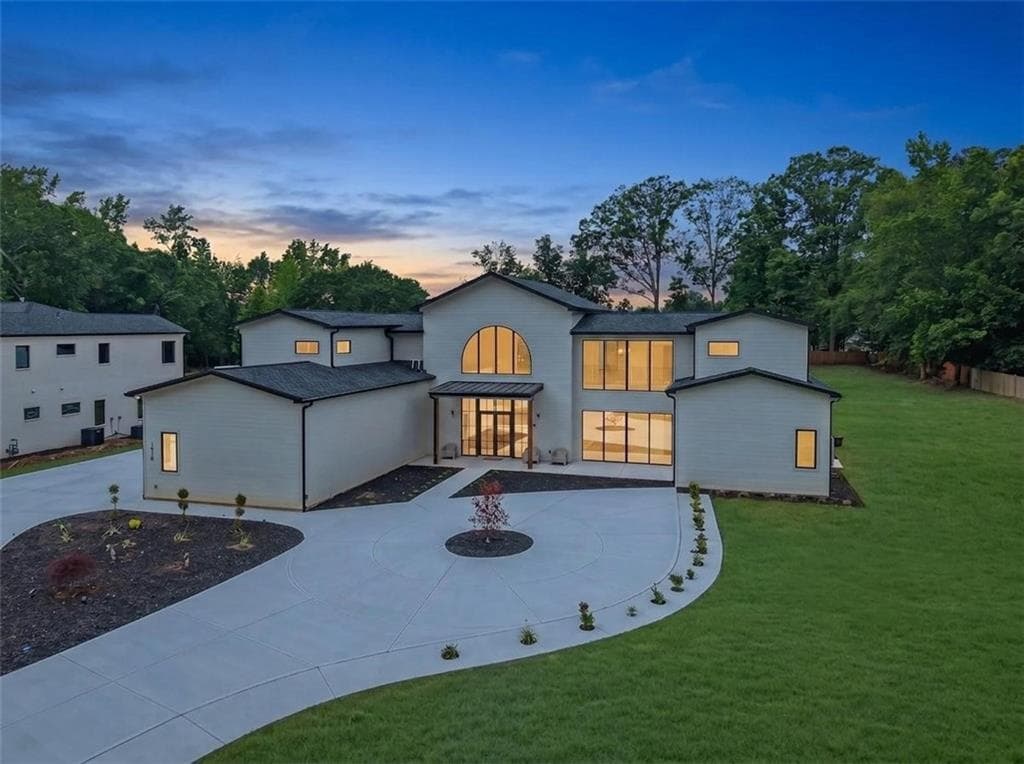 4 bedroom, 4 bathroom, 4,782 sq ft single family residence for sale at 1530 W Sandtown Road, Marietta, GA 30064 — photo 2