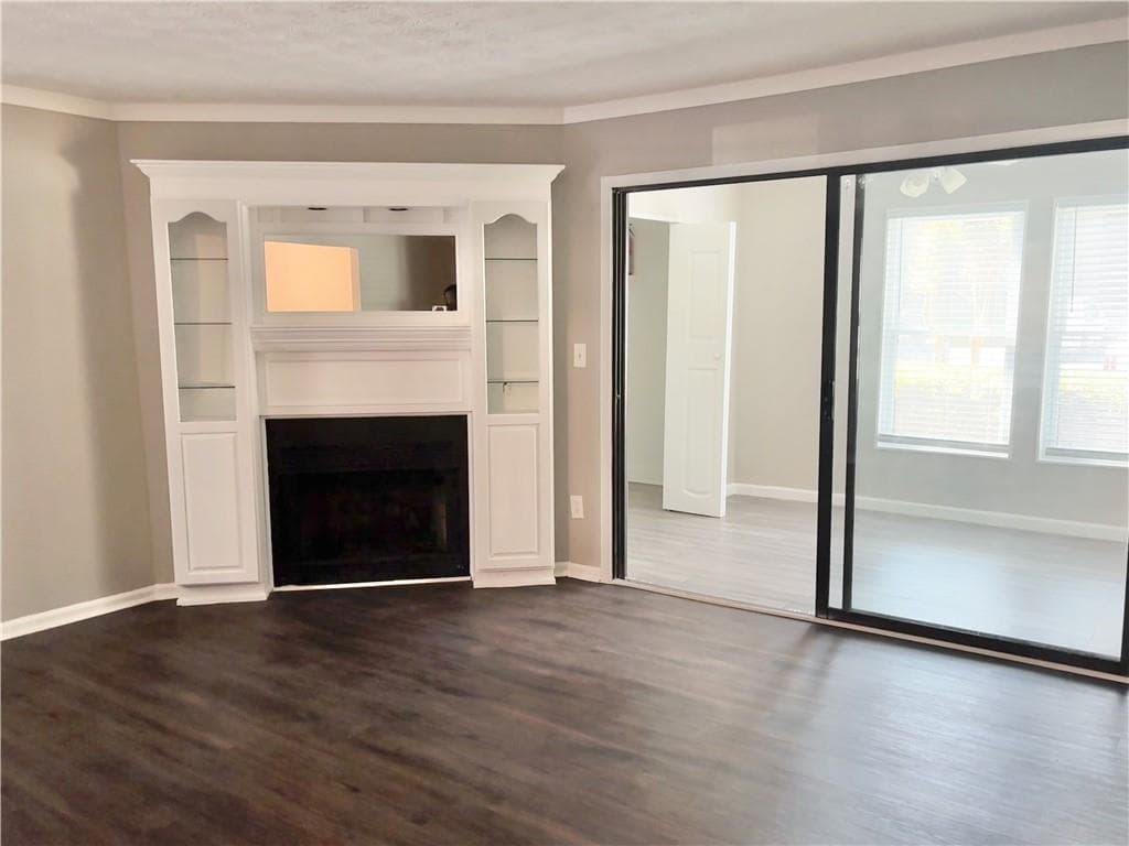 3 bedroom, 2 bathroom, 1,624 sq ft condominium under contract at 701 Parkaire Crossing, Marietta, GA 30068 — photo 2