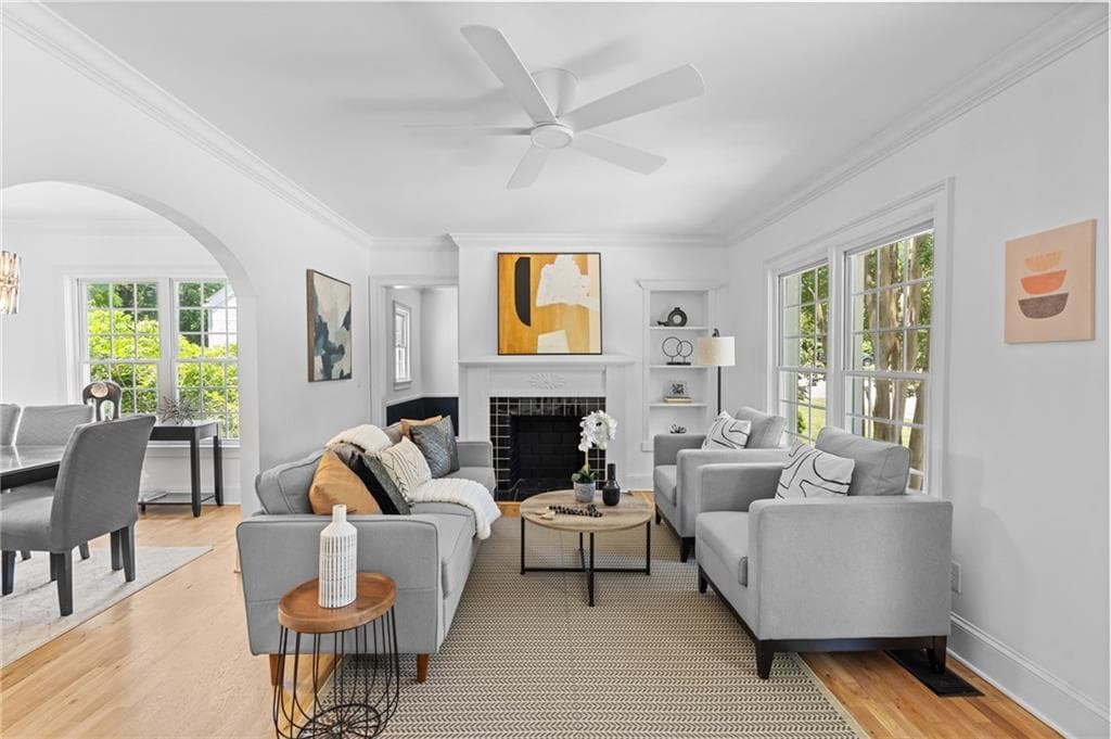 4 bedroom, 3 bathroom, 2,670 sq ft single family residence for sale at 51 Willow Wood Circle, Atlanta, GA 30317 — photo 8