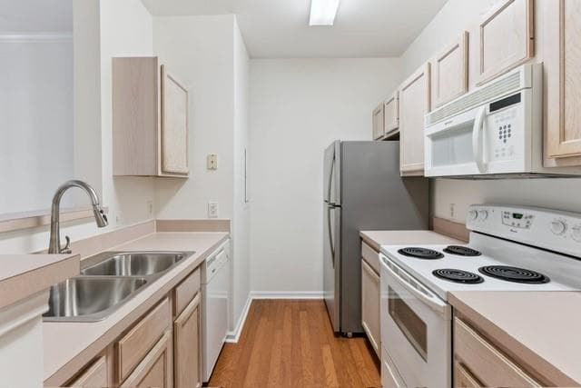 1 bedroom, 1 bathroom, 592 sq ft condominium for sale at 1704 Frederica Road 336, St. Simons, GA 31522 — photo 7