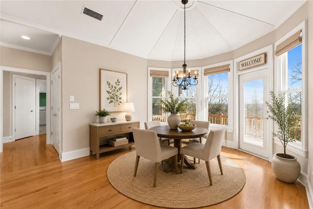 4 bedroom, 5 bathroom, 4,200 sq ft single family residence for sale at 3657 Mariner Bluff Court, Gainesville, GA 30506 — photo 8