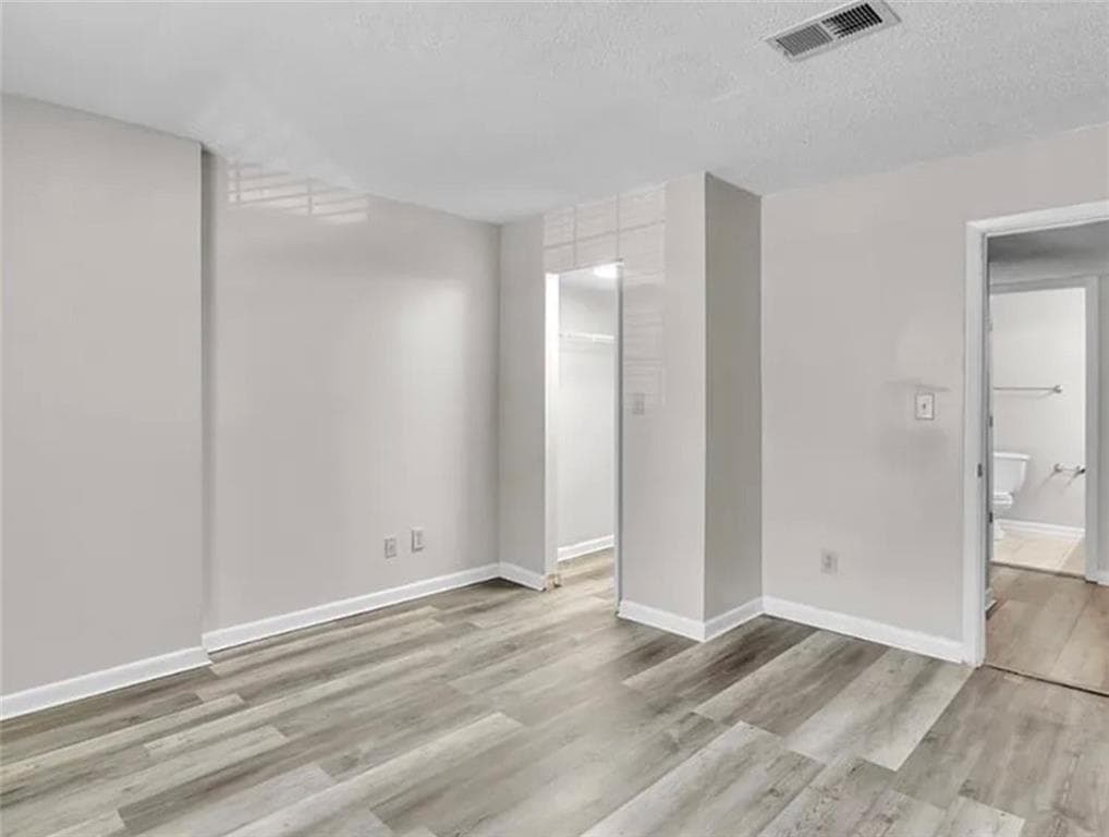 2 bedroom, 2 bathroom, 1,040 sq ft condominium for rent at 6900 Roswell Road 10Q, Atlanta, GA 30328 for $2,200 a month — photo 7