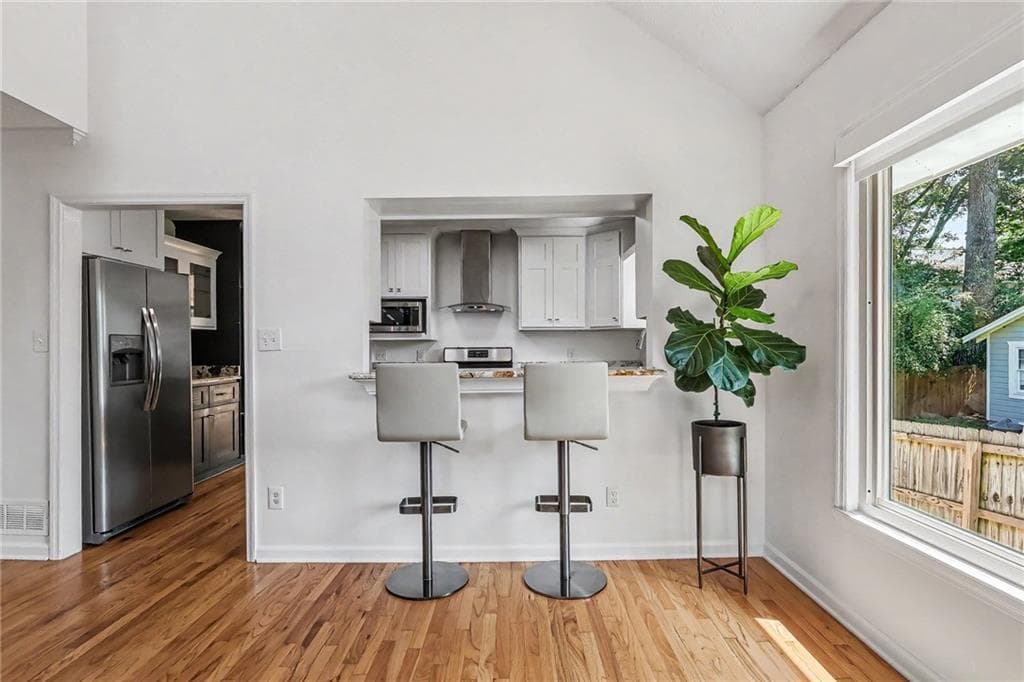 2 bedroom, 2 bathroom, 1,708 sq ft single family residence for sale at 489 Trabert Avenue, Atlanta, GA 30309 — photo 6