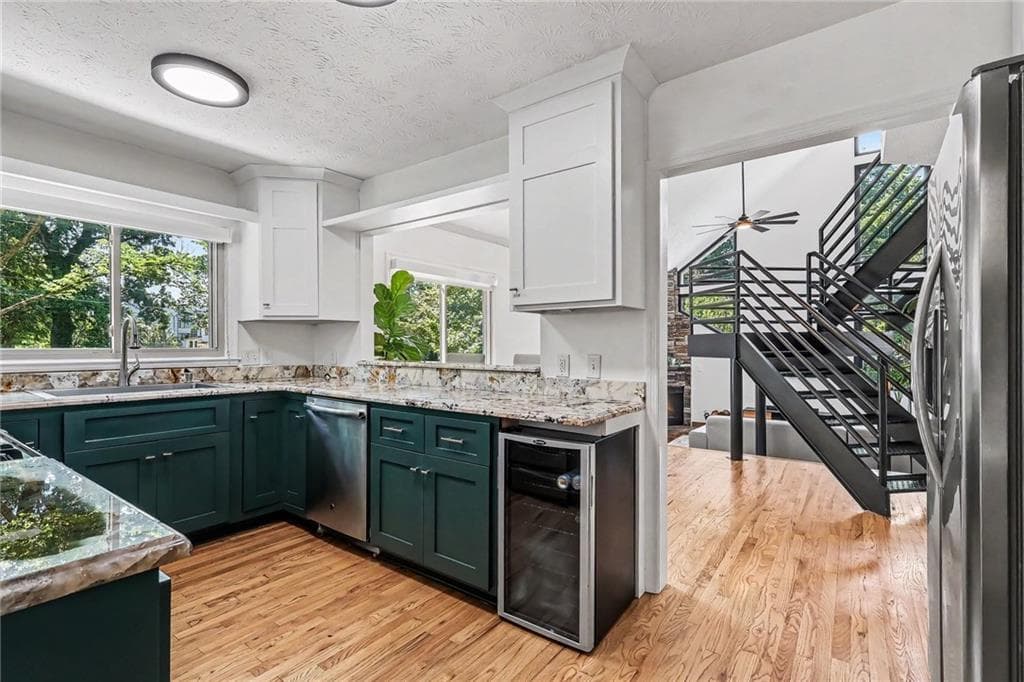 2 bedroom, 2 bathroom, 1,708 sq ft single family residence for sale at 489 Trabert Avenue, Atlanta, GA 30309 — photo 8