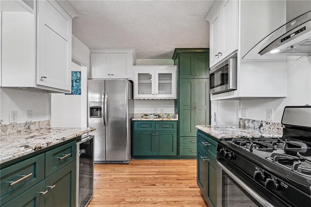 2 bedroom, 2 bathroom, 1,708 sq ft single family residence for sale at 489 Trabert Avenue, Atlanta, GA 30309 — photo 9