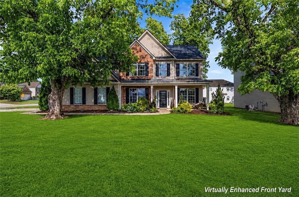 5 bedroom, 3 bathroom, 3,478 sq ft single family residence under contract at 126 Meadows Walk Drive, Byron, GA 31008